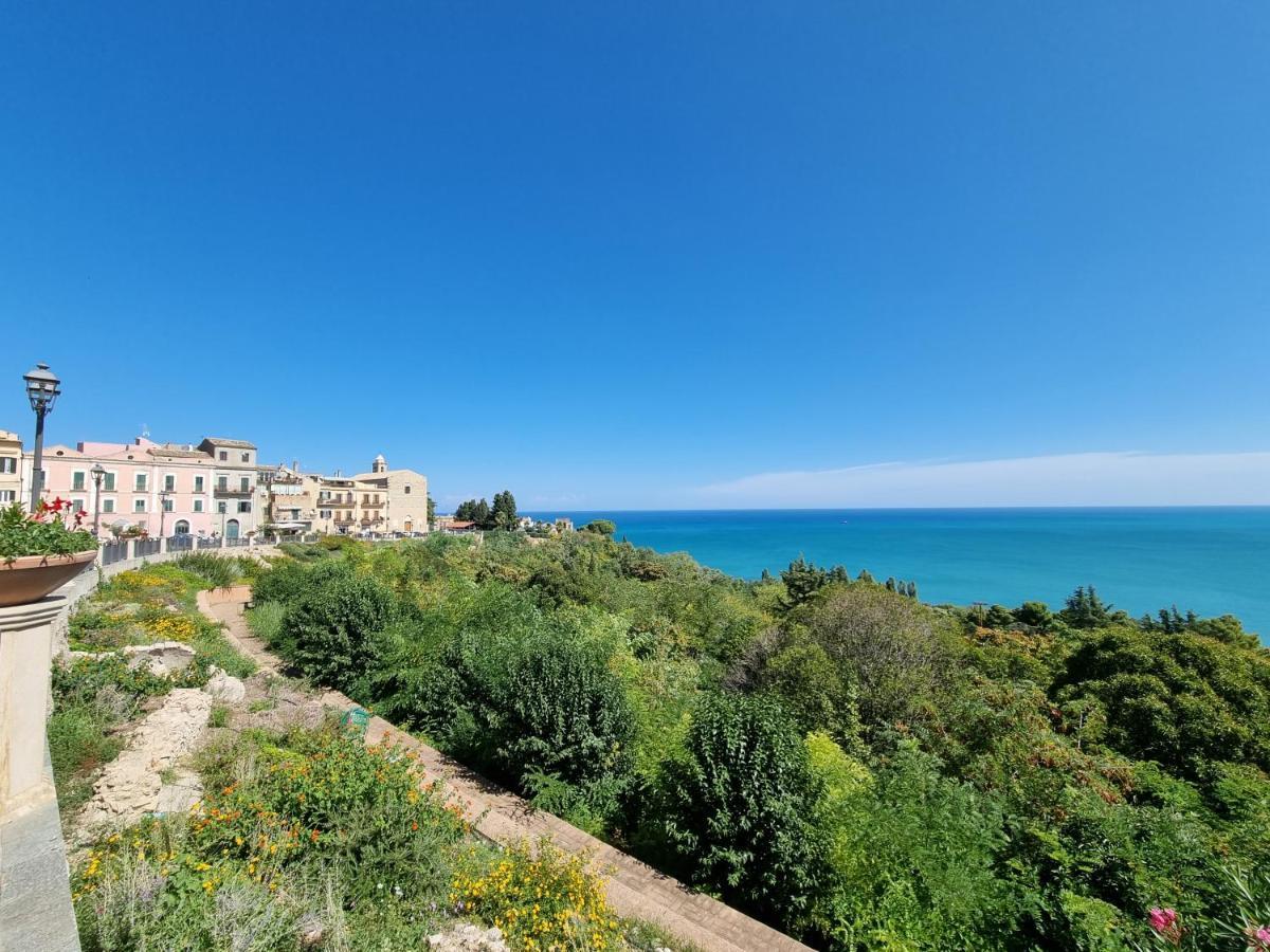 Dimore D'avalos Boutique * Vasto