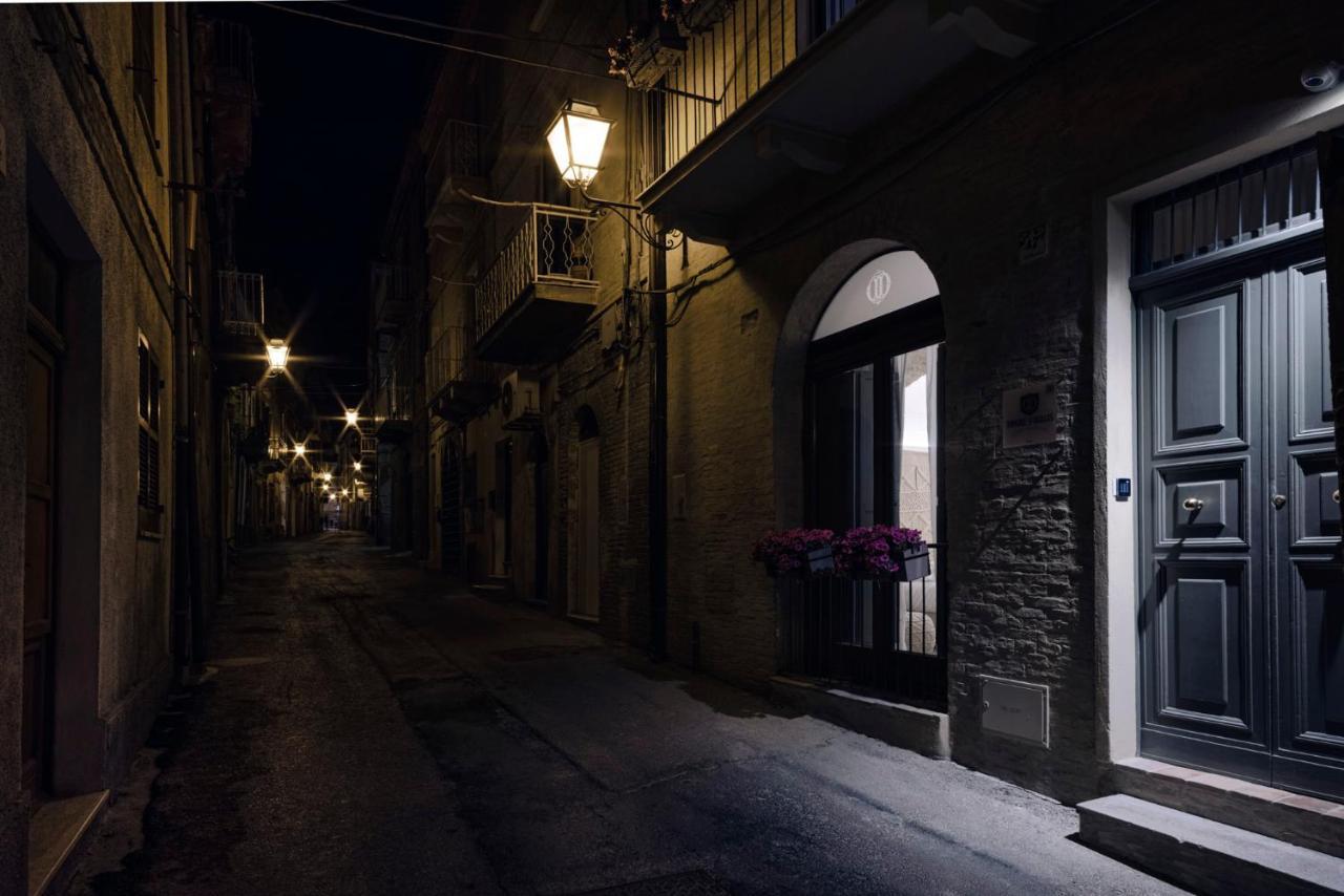 Dimore D'avalos Boutique Bed & Breakfast *