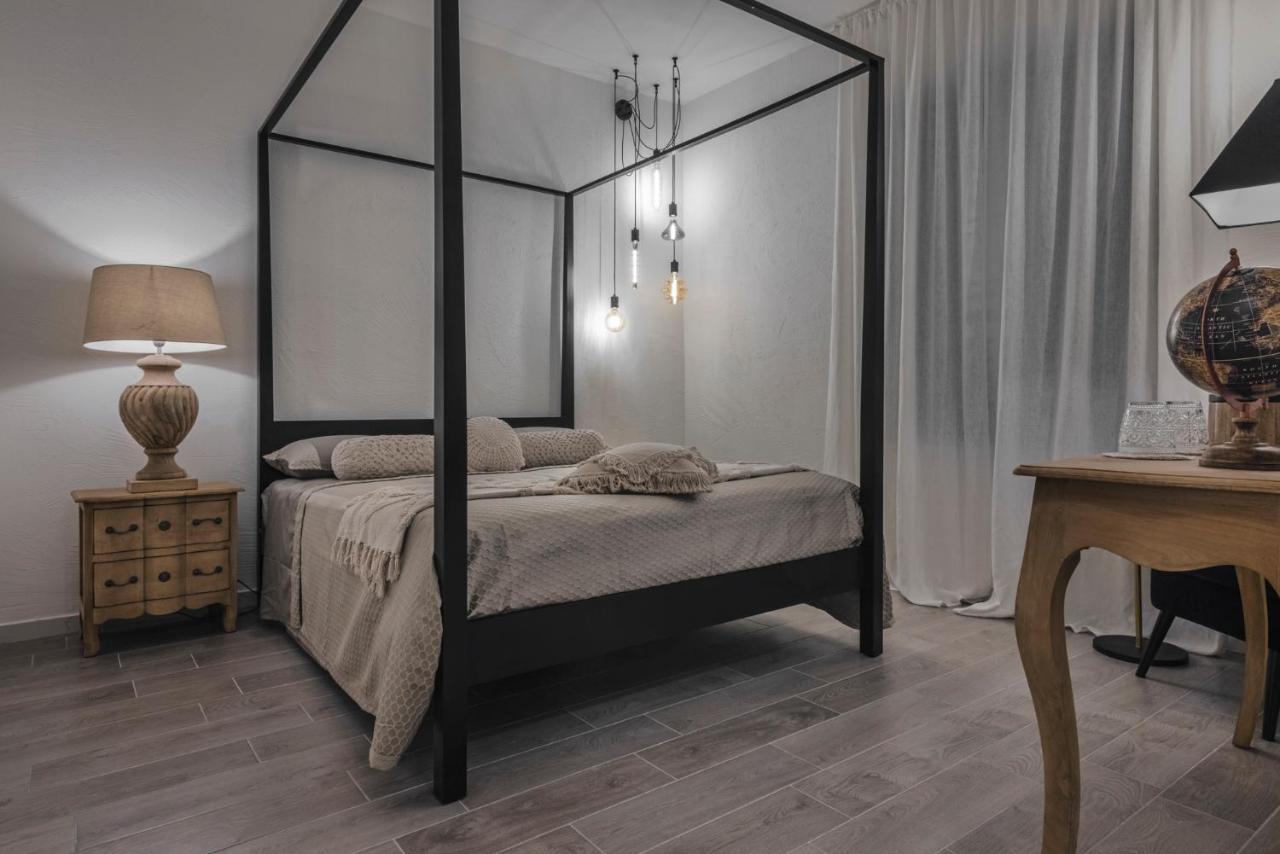 Dimore D'avalos Boutique Couette-café